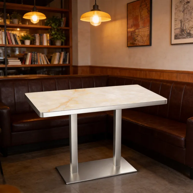 Set Tavolo e Sedie per Ristora - Coffee Tea Hong Kong recensione e prezzo