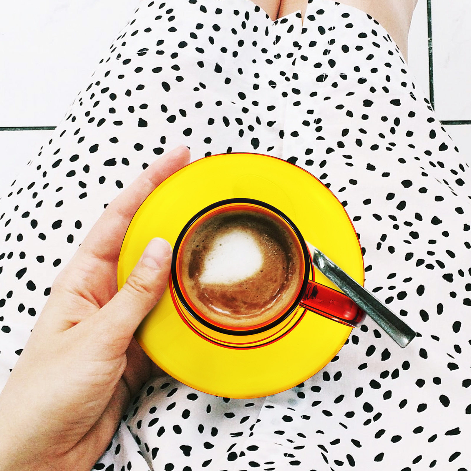 Set di Tazze e Piattini in Vet - Coffee Tea Drinks recensione e prezzo